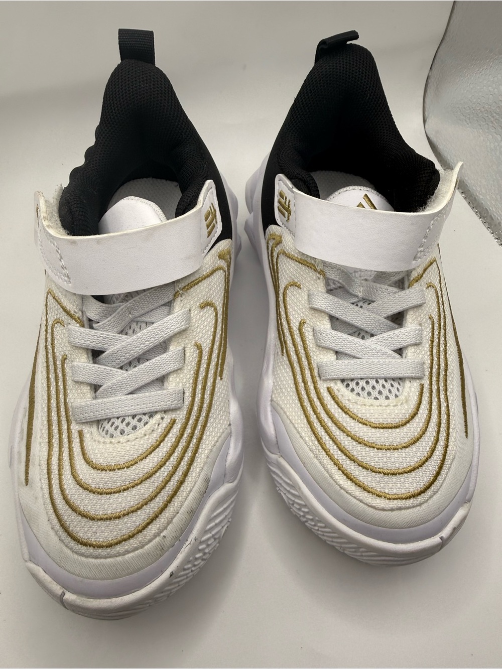 Nike Giannis Immortality Toddler Basketball Shoes Size 9C White Gold